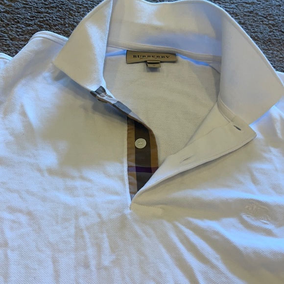 Burberry polo